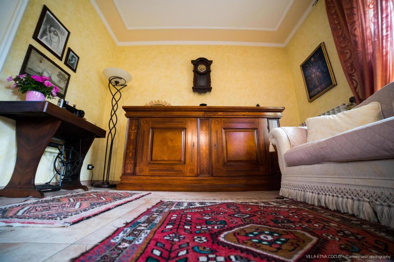 Casa Vacanze Etna Cocus Санта-Венерина Экстерьер фото