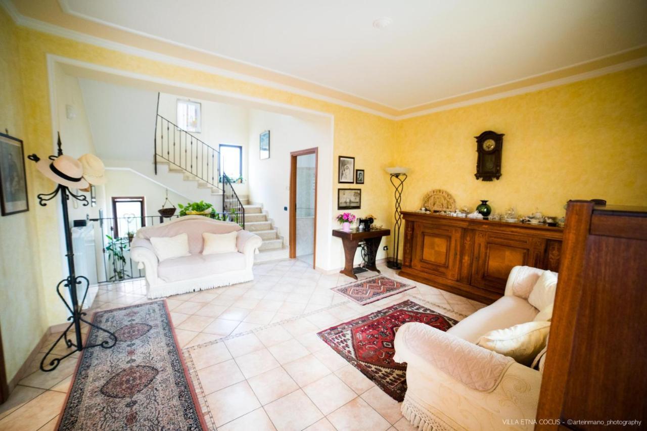 Casa Vacanze Etna Cocus Санта-Венерина Экстерьер фото