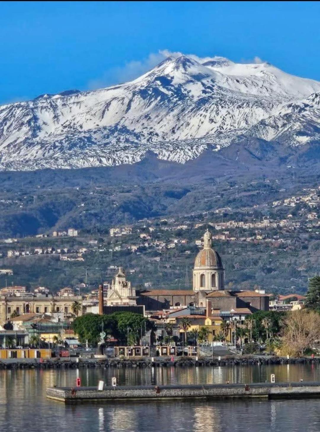 Casa Vacanze Etna Cocus Санта-Венерина Экстерьер фото