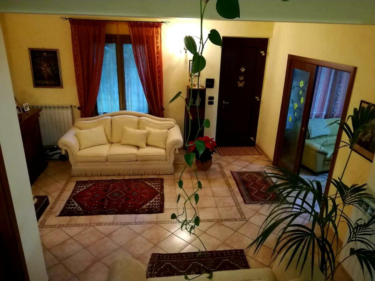Casa Vacanze Etna Cocus Санта-Венерина Экстерьер фото