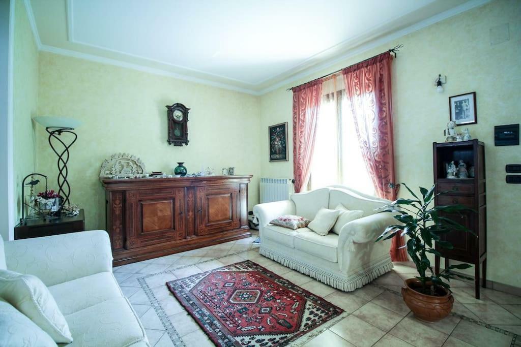 Casa Vacanze Etna Cocus Санта-Венерина Экстерьер фото