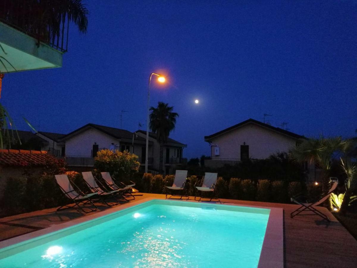 Casa Vacanze Etna Cocus Санта-Венерина Экстерьер фото
