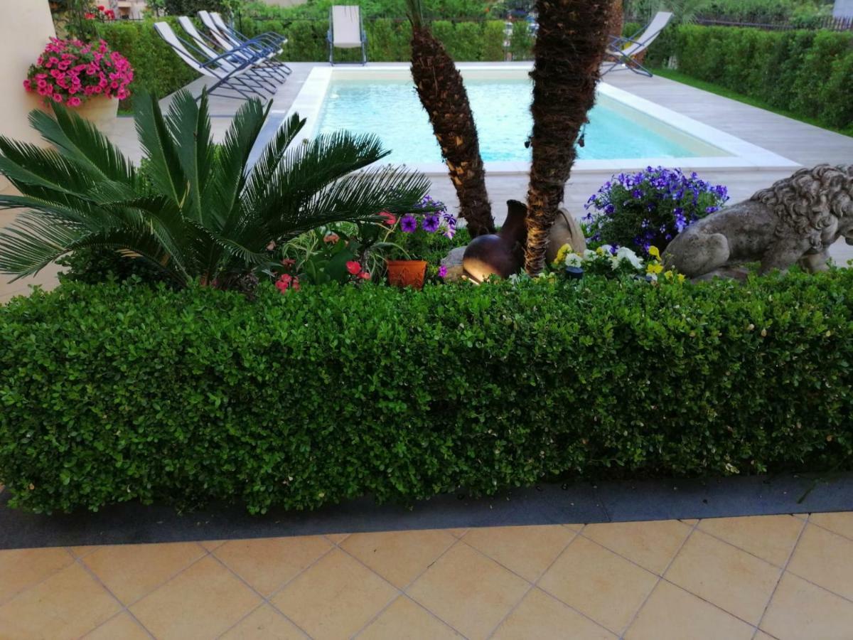 Casa Vacanze Etna Cocus Санта-Венерина Экстерьер фото